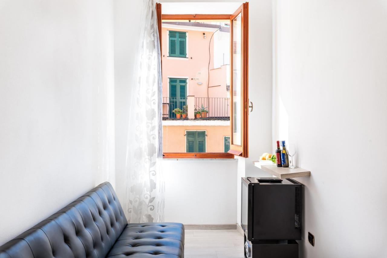 5 Terre Discovering Hotell Riomaggiore Exteriör bild